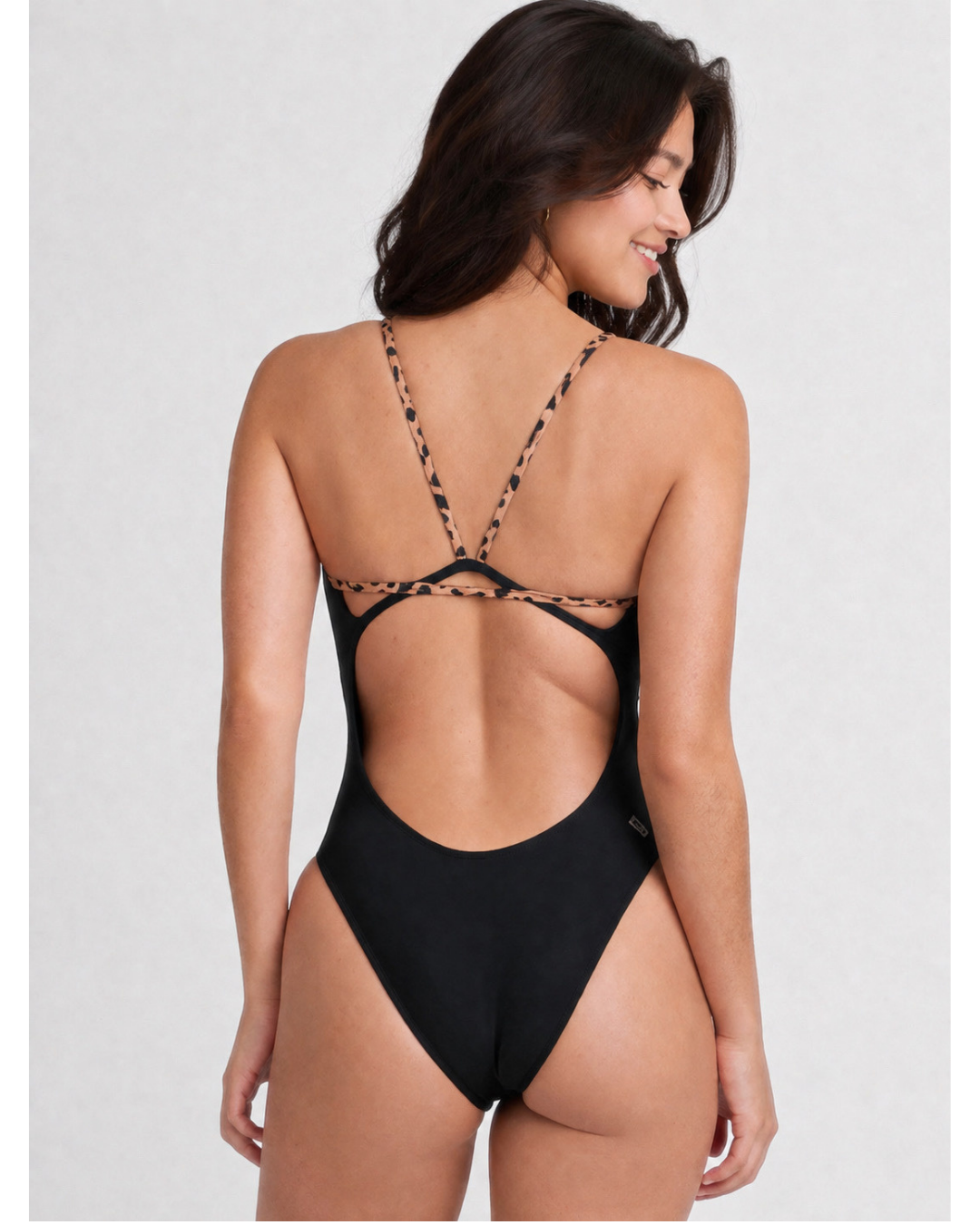 Perry Fixed-Back Onesie | Black & Wilder