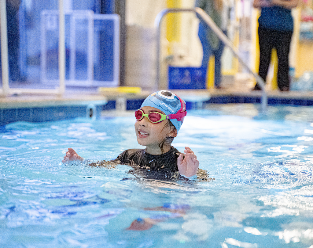 DRAGONFLY GOGGLES THE MOST COMFORTABLE KIDS GOGGLE FINIS SINGAPORE